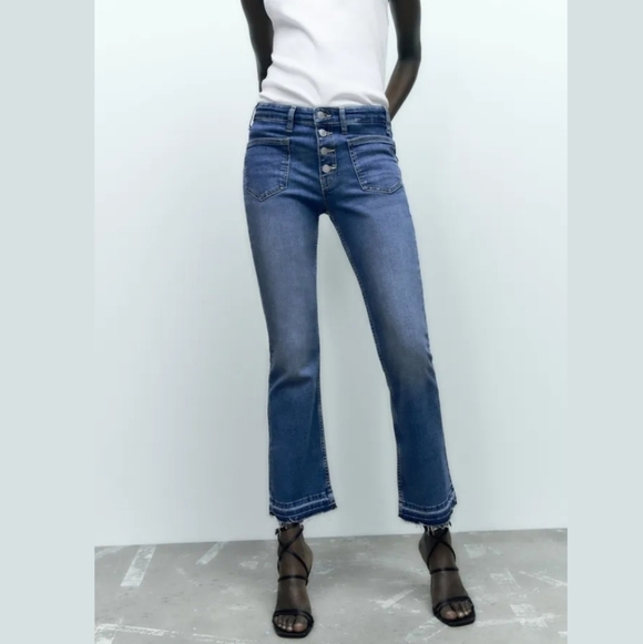 Zara The Low Rise Bootcut Jeans Blue Button Fly Frayed Hem Size 10 NWT - Picture 3 of 13